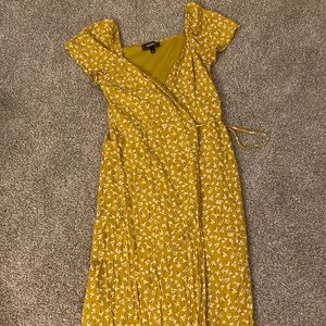 Yellow midi dress